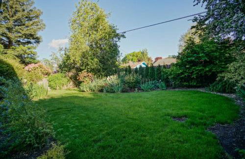 #StayinMyDistrict Modern Mid-Century Retreat - Foto 57