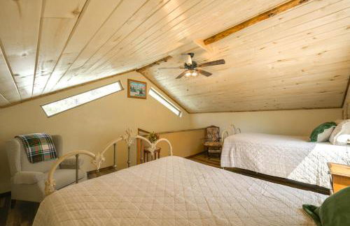 Cabin at the Little Ranch with Hiking On-Site! - Foto 15