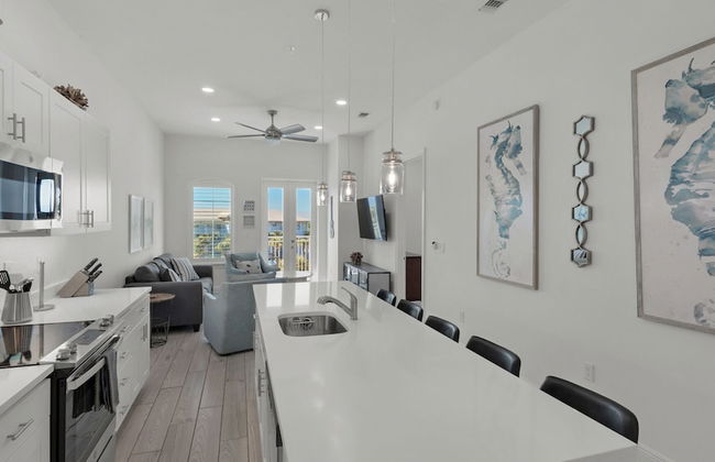 Modern + New Construction & Gulf Views; 3 Pools & Steps to Beach - Foto 10