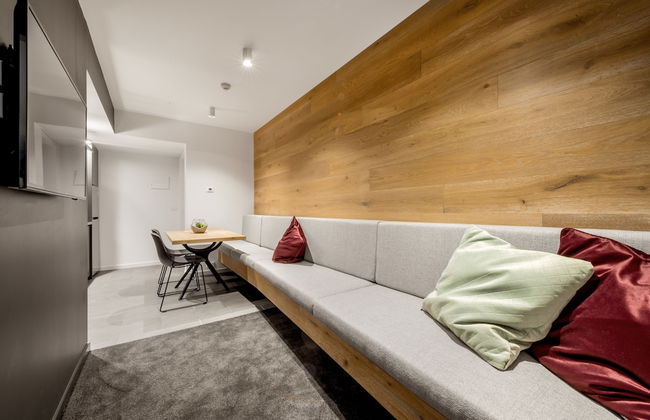 Elk at Falls - Photo 34