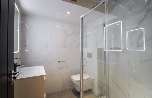 Omnia by The Heim - Photo 20