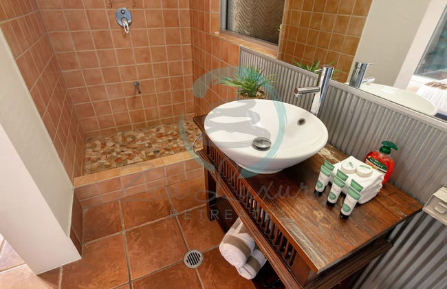 Zen Serene Seascape Family Pool BBQ Markets - Foto 17