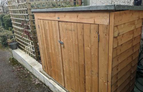 Super sunny studio with own terrace & parking - Photo 24