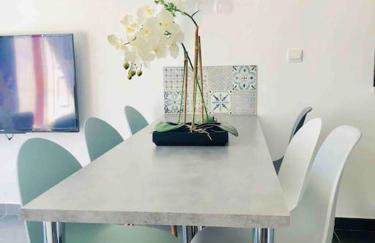 Fabulous Apartment AC Lovely Terrace 10 min Paris - Photo 4