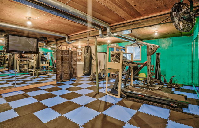 4BR Get Awaydog Friendlywith Gym! - Photo 29