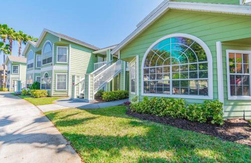 NEAR DIS & Sleeps 10! TWO King Master BR Suites, Bunks For The Kids, Private Patio, NO Steps, Pool, LOW Rates! - Foto 41