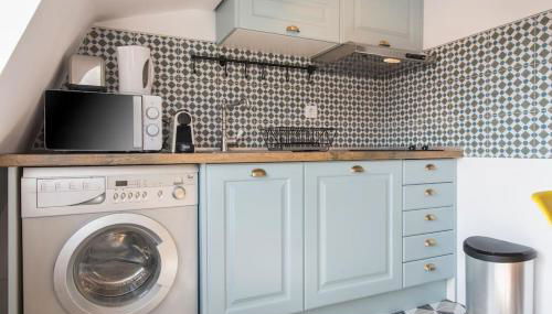 Sunny Studio in City Center - Foto 3