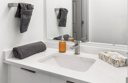 Carolina Blue - Stunning Views, Free Parking and WiFi - Foto 33