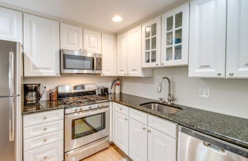 Cape May Quad with Grill - 7 Blocks to Beach! - Foto 12