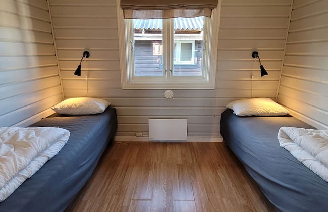 Øen Turistsenter Cottages - Photo 12