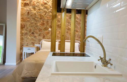 HOTEL KASTRI GARDEN APARTMENT - Photo 9