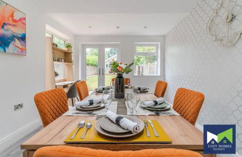 Spacious and Comfy 5 Bed, 2 Bath House with POOL TABLE, near HS2, Solihull, NEC - Foto 14