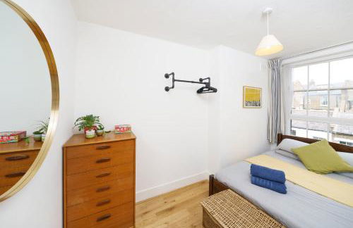 50 meters to the metro - Foto 18