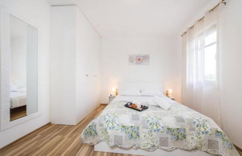 Two-Bedroom Holiday Home In Biograd - Foto 35