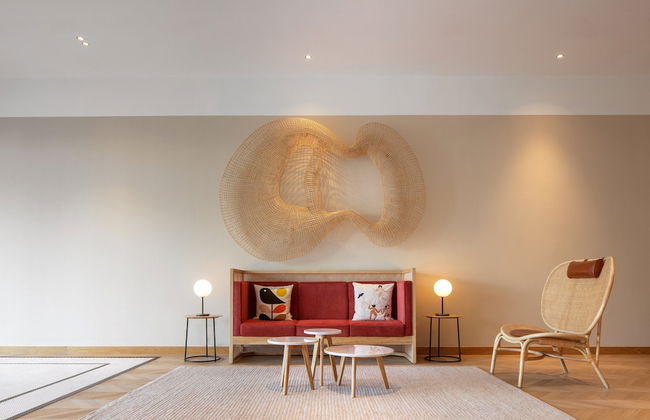 Staybridge Suites Dubai Internet City by IHG - Photo 54