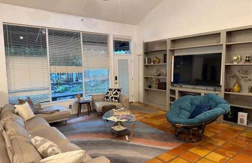 Lakehouse Oasis Pool, hottub & Loft FSC Straw Fest - Foto 12