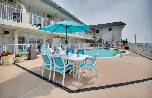 Chic Virginia Beach Retreat - Pool, Steps to Beach - Photo 23