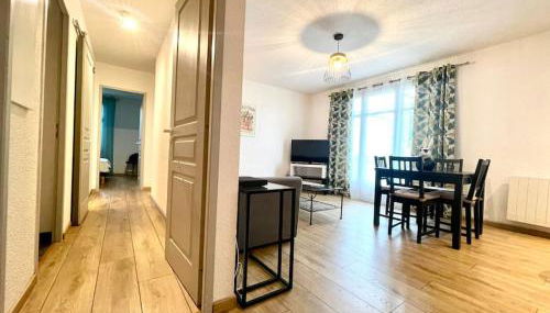 147 - Vue Cité Médiévale et Parking - Foto 2