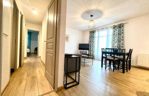 147 - Vue Cité Médiévale et Parking - Foto 2