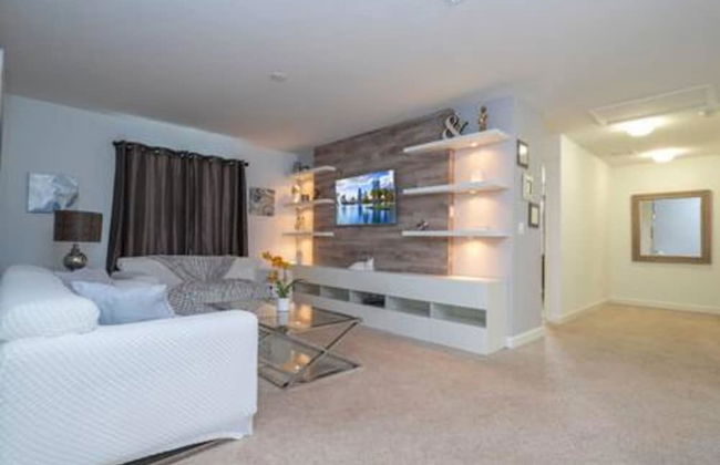 Gorgeous 6 Bedroom w Pool Paradise Palms - Foto 31