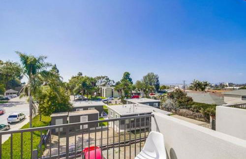 Entire Private Home with 3 Bedrooms 3 Bathrooms, Balcony Views, 10-mins to San Diego Gaslamp, Downtown, Available Now - Foto 13