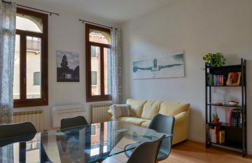 Ca' Dino Venice - Canal View - Foto 5