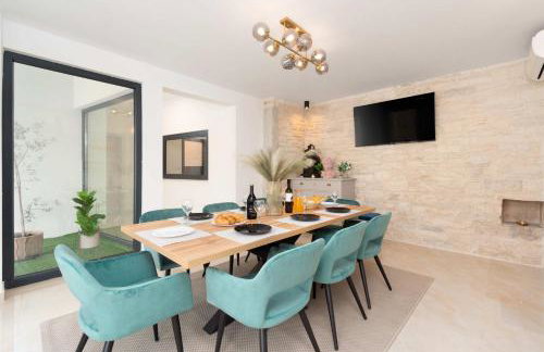 Designer Villa Simone - Modern & Heritage Style with Office - Foto 49