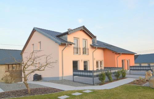 Dreamy Holiday Home in Ellscheid With Terrace - Foto 18