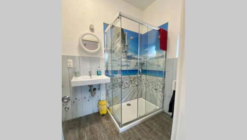 Das Nest, opional mit Sauna und Whirlpool - Foto 4, Shower