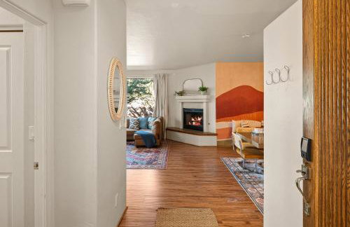 LUX Sedona Retreat - Hot tub & Game room - Foto 52