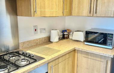 Rushden - 5 Beds Modern Home, Free Private Parking, TV, Garden - Foto 18