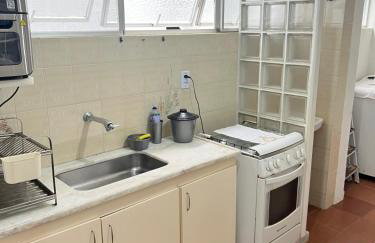 Apartamento incrível em Cabo Frio com localização privilegiada ao lado da praia do forte! - Foto 17