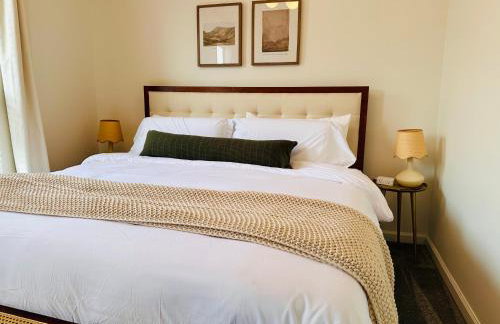 Historic Townhome by Mass Ave - Explore and Unwind - Foto 10