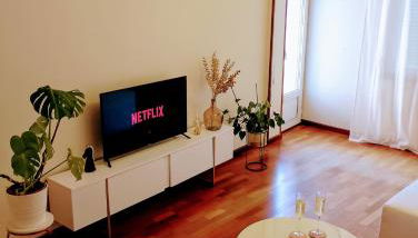 Acogedor apartamento a un paso de Gascona con WiFi Netflix Disney Plus y Prime gratis by M&N's House - Foto 3