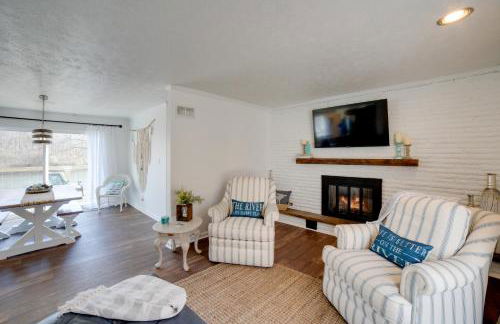 Charming Riverfront Retreat in Monticello! - Foto 6