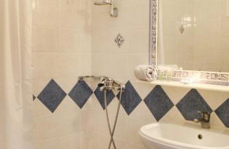 Nissiotiko Hotel - Photo 25