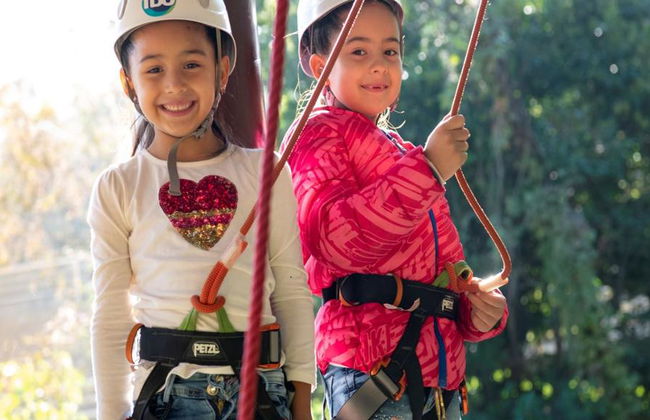 Actividades en la zona infantil del Parque Ecoturístico Cola de Caballo con traslados opcionales - Foto 5