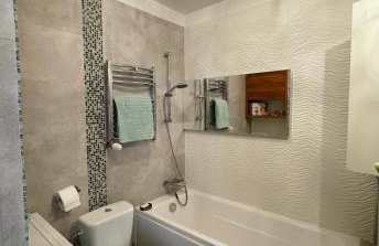 Cozy Independent guest apartment, free parking - Foto 3