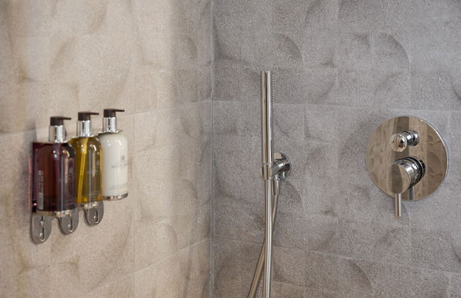 Athenian Grand Riviera Villa - Photo 61