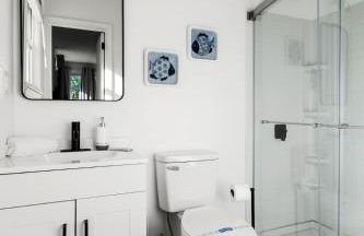 Orange Pit - 3BD 2BA Luxury Retreat - West Cola - Photo 21