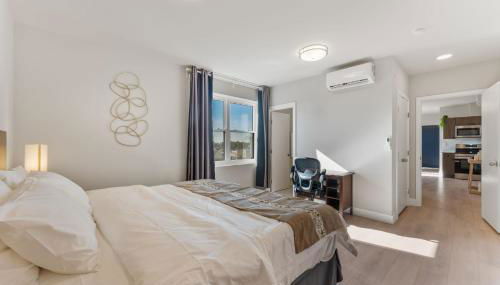 4211 Suites - Photo 5