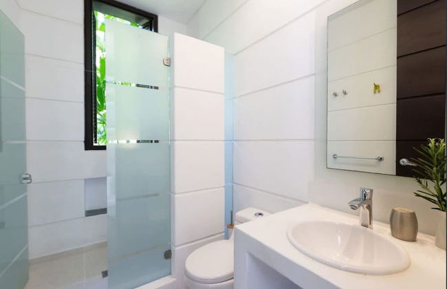 w Lovely 4BR Villa at Mesa de Yeguas - Photo 22