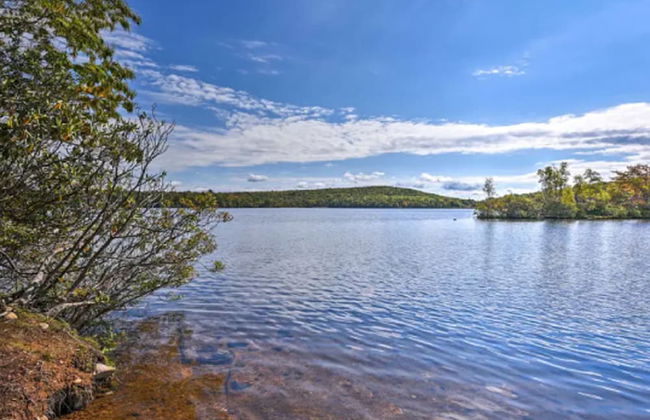 Cozy Pocono Mountain Escape - Foto 24