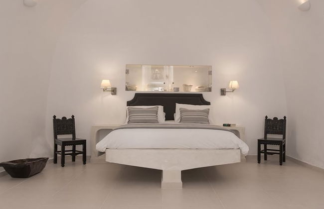 Karpimo Horizon - Caldera View with private hot tub - Photo 4