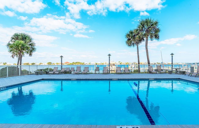 Sabine Yacht & Racquet by Southern Vacation Rentals - Foto 55