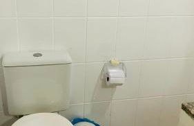 Maravilhosa casa com piscina - Foto 4