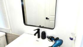 A Temporary Haven - Photo 3