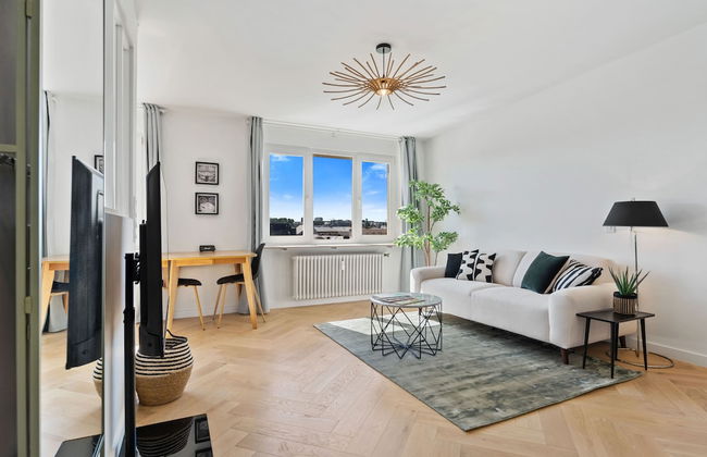 Brand New Retreat in Belair ID224 - Foto 9