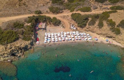 Family seaside Kladissos Villa with private heated pool! - Foto 36