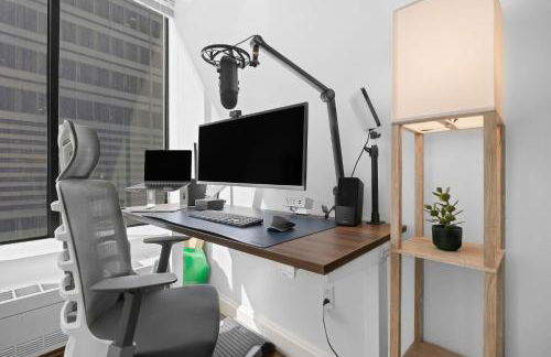 FiDi 1 BR w Work Setup by Anyplace - 11687 - Foto 25